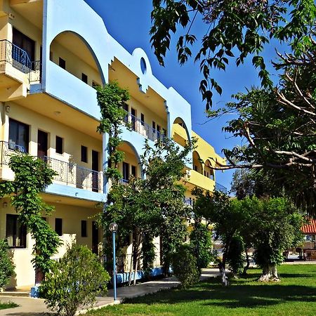 Maritime Hotel Apartments Petaloudes ภายนอก รูปภาพ