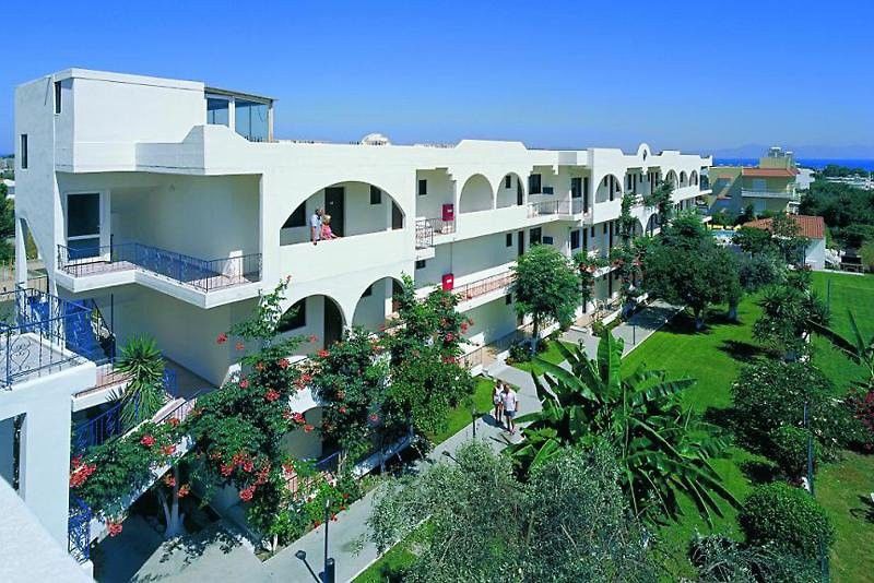 Maritime Hotel Apartments Petaloudes ภายนอก รูปภาพ