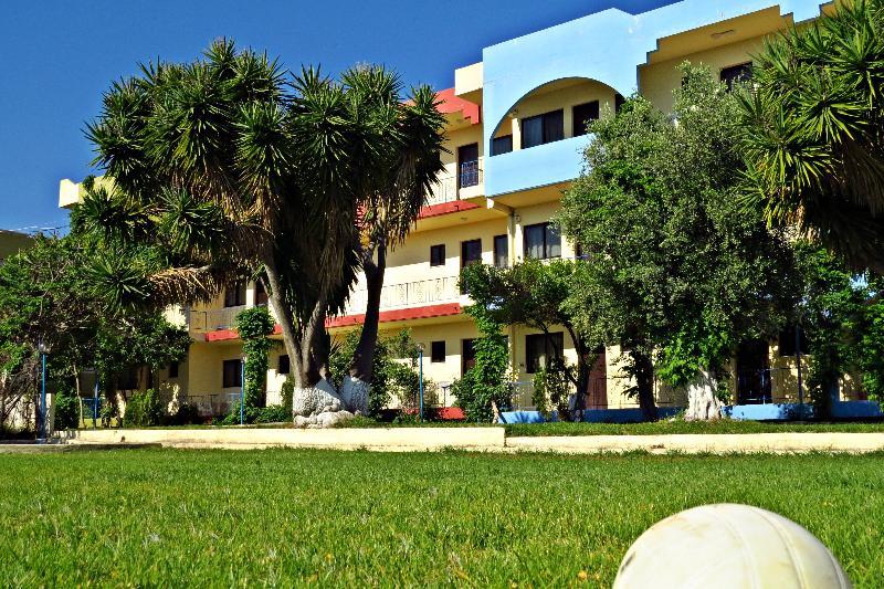 Maritime Hotel Apartments Petaloudes ภายนอก รูปภาพ