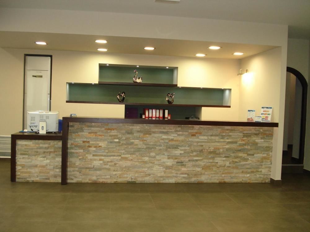 Maritime Hotel Apartments Petaloudes ภายนอก รูปภาพ