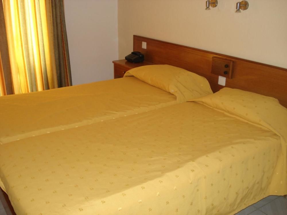 Maritime Hotel Apartments Petaloudes ภายนอก รูปภาพ