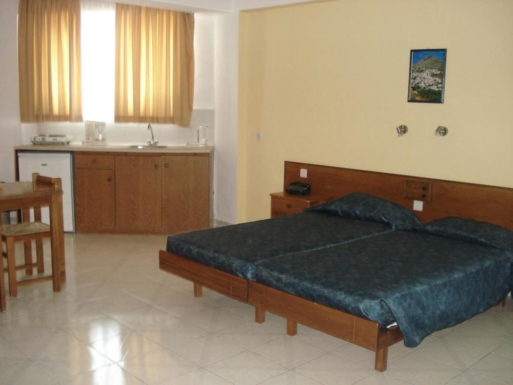 Maritime Hotel Apartments Petaloudes ภายนอก รูปภาพ