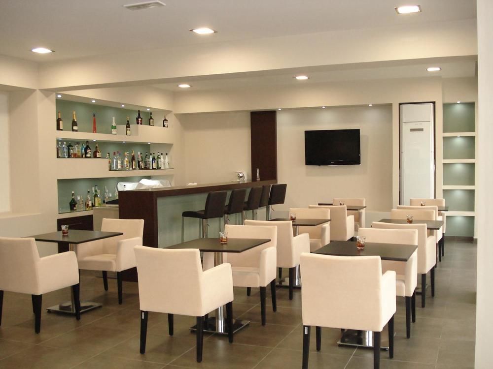 Maritime Hotel Apartments Petaloudes ภายนอก รูปภาพ